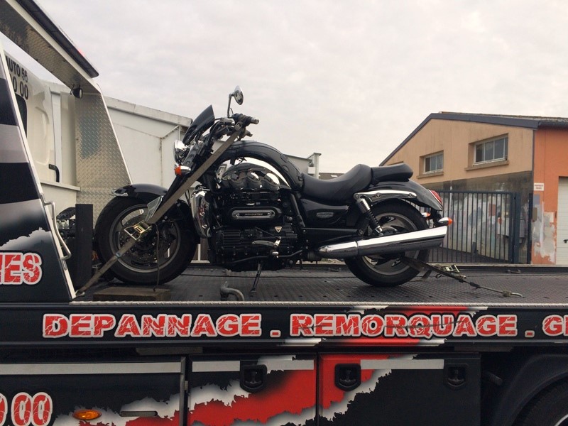 Remorquage d'une moto